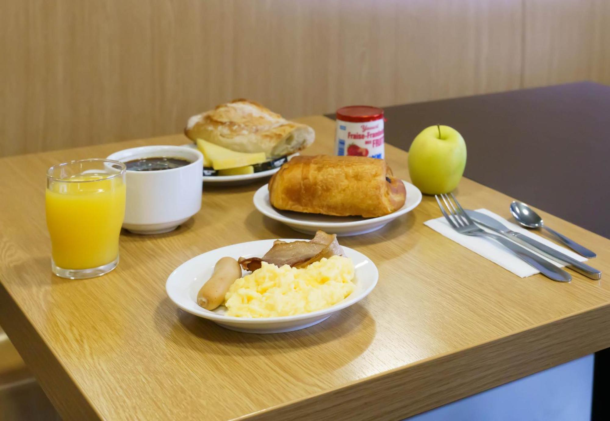 B&B Hotel Creil Chantilly Екстер'єр фото