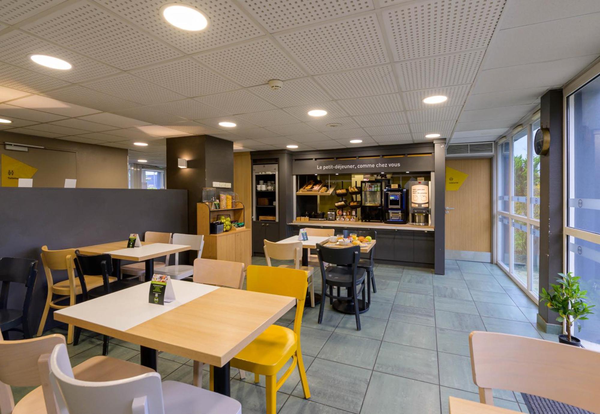 B&B Hotel Creil Chantilly Екстер'єр фото