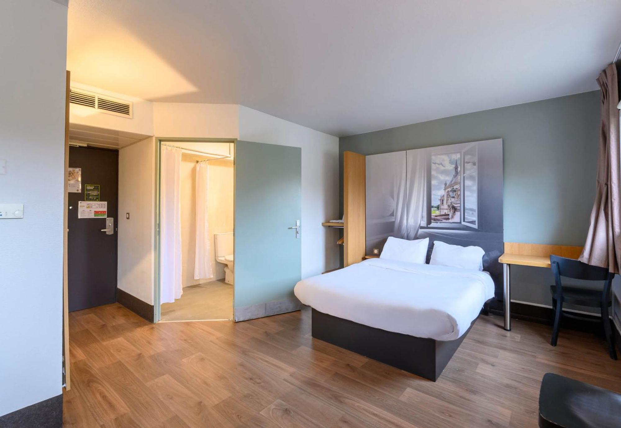 B&B Hotel Creil Chantilly Екстер'єр фото